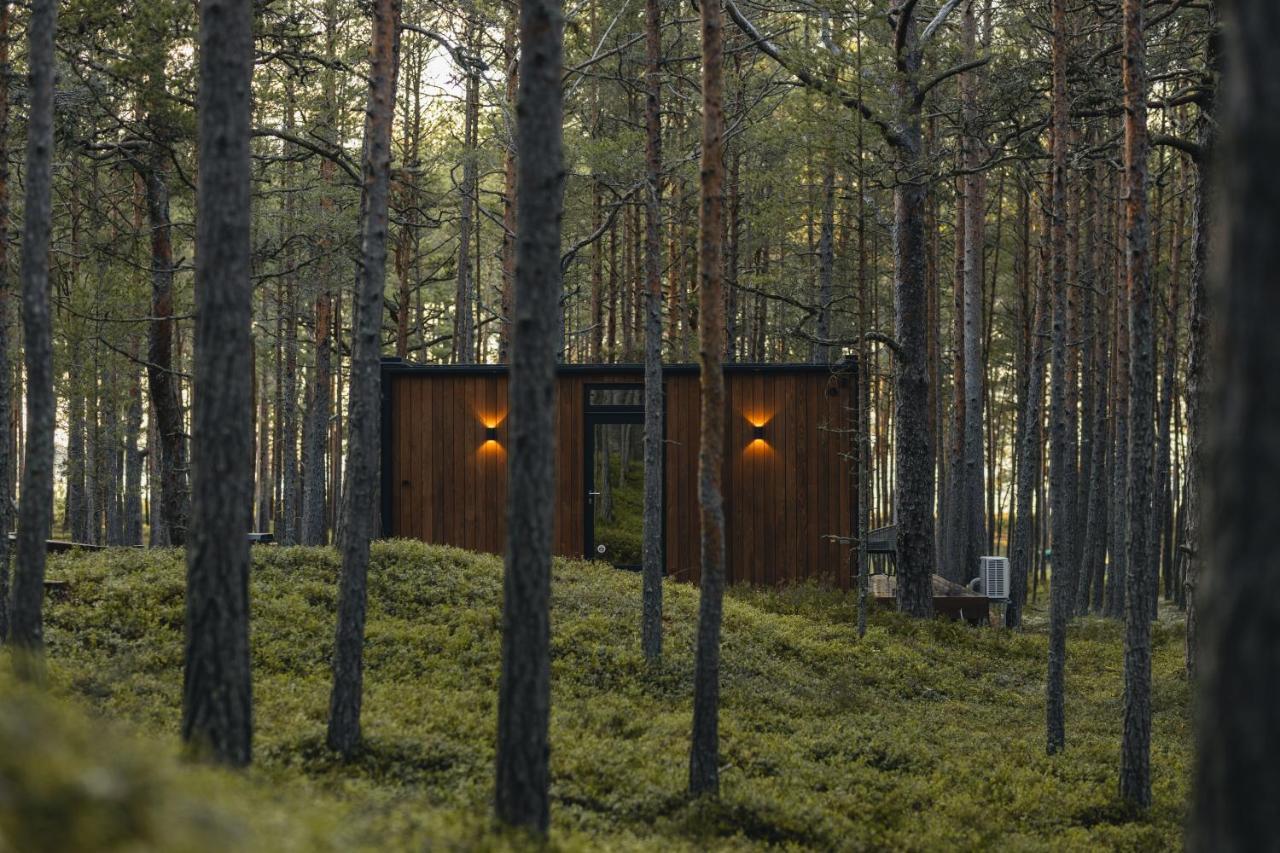 Oeoed Hoetels Lohusalu Leida & Enno Laulasmaa Exterior photo