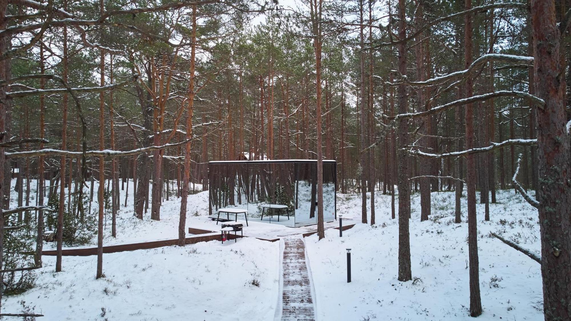 Oeoed Hoetels Lohusalu Leida & Enno Laulasmaa Exterior photo